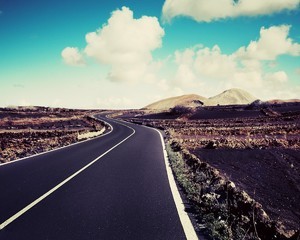 whatsapp网页版群发助手 whatsapp聊天怎么翻译成中英文互译 